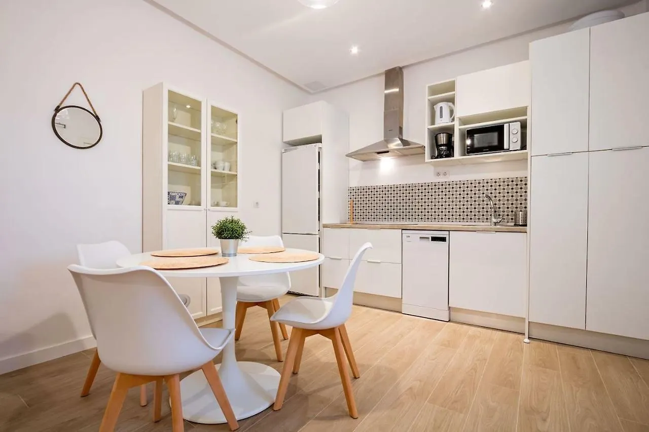 Apartment Triana Alfareria Suites By Valcambre Seville